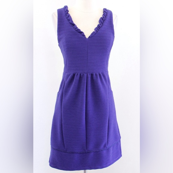 Maeve Dresses & Skirts - Maeve Scalloped, ribbed blue cotton dress. XS